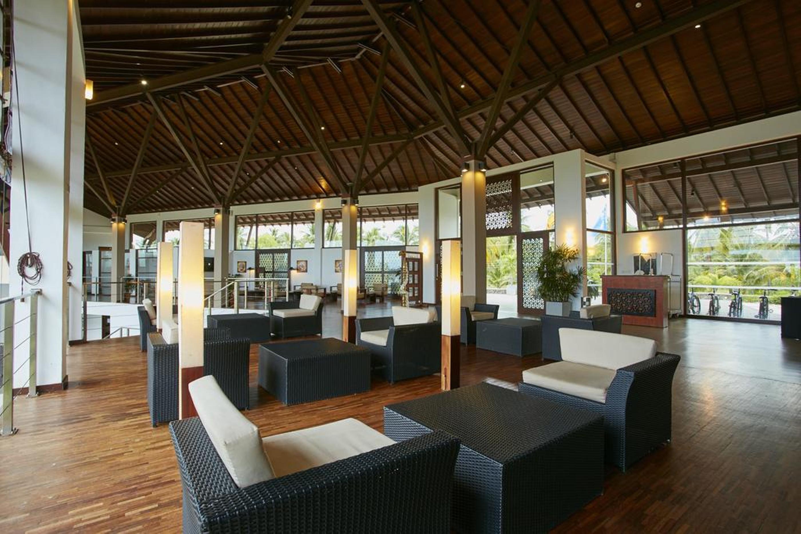 The Calm Resort & Spa Passikudah Екстериор снимка