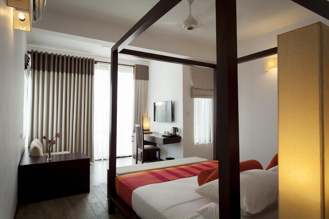 The Calm Resort & Spa Passikudah Екстериор снимка